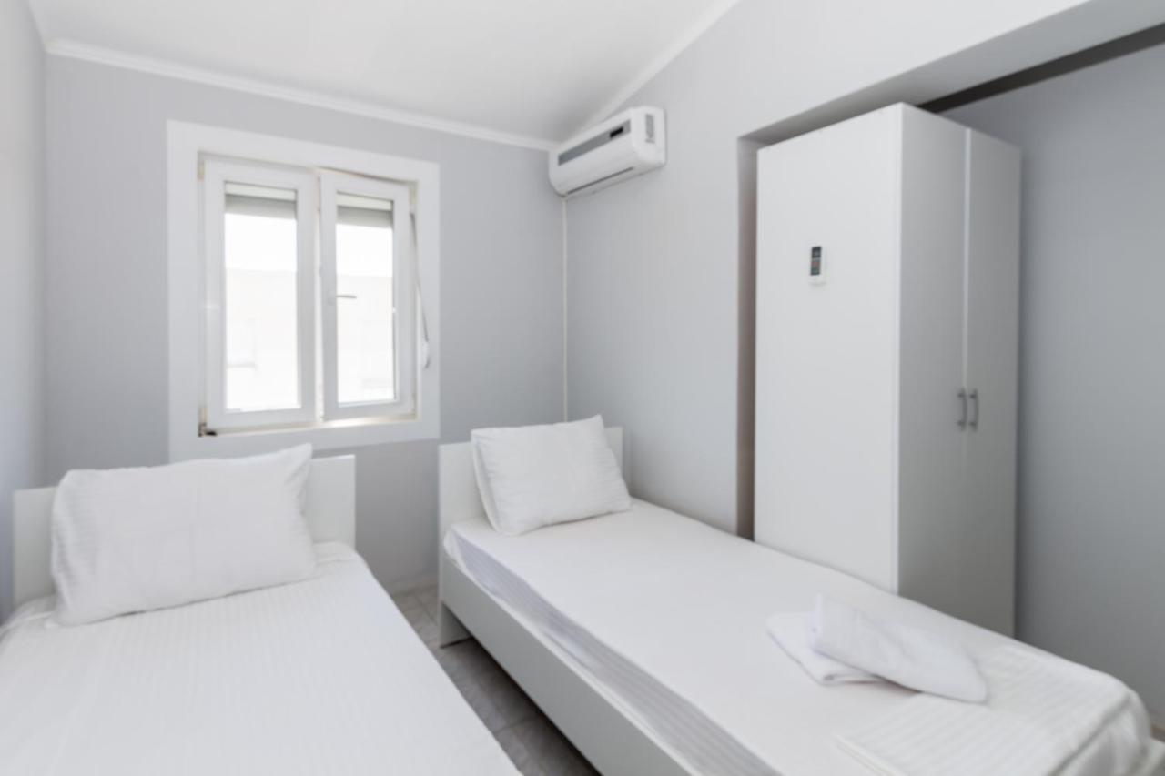 Apartments Dovana Каштела Екстер'єр фото